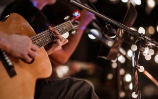 Comissão de Cultura aprova ingresso social que troca meia-entrada por doação