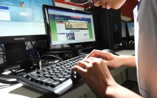 Comissão aprova estudo sobre impacto de tecnologias digitais no aprendizado escolar