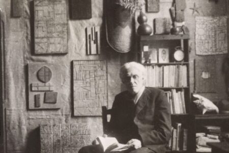 Mostra celebra 150 anos de Joaquín Torres García, pioneiro da arte decolonial