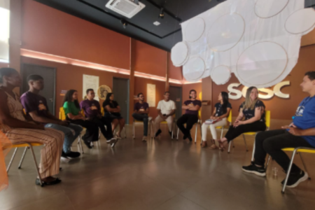 Sesc-SE realiza reunião com pais e jovens selecionados para festival em Pelotas Sesc-SE realiza reunião com pais e jovens selecionados para festival em Pelotas