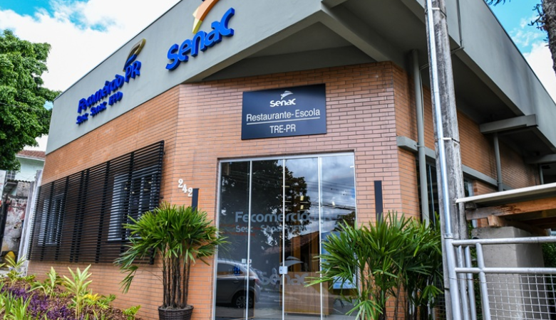 Senac-PR inaugura Restaurante-escola Prado Velho no TRE, em Curitiba Senac-PR inaugura Restaurante-escola Prado Velho no TRE, em Curitiba
