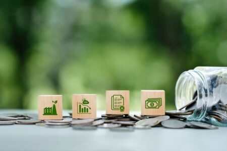 Projeto cria programa de incentivos fiscais para empresas que usarem energia renovável