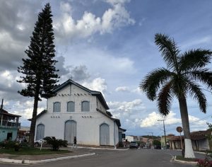 Itacambira: entre as múmias e a Literatura roseana