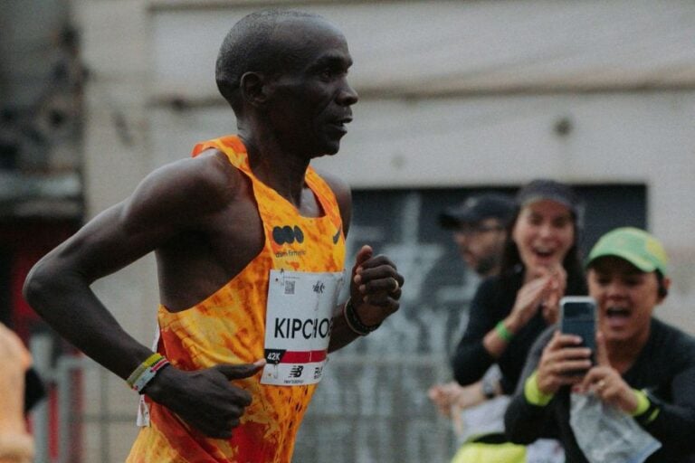 HUAWEI WATCH GT Runner 2 traz Eliud Kipchoge, o maior maratonista da história, ao Brasil